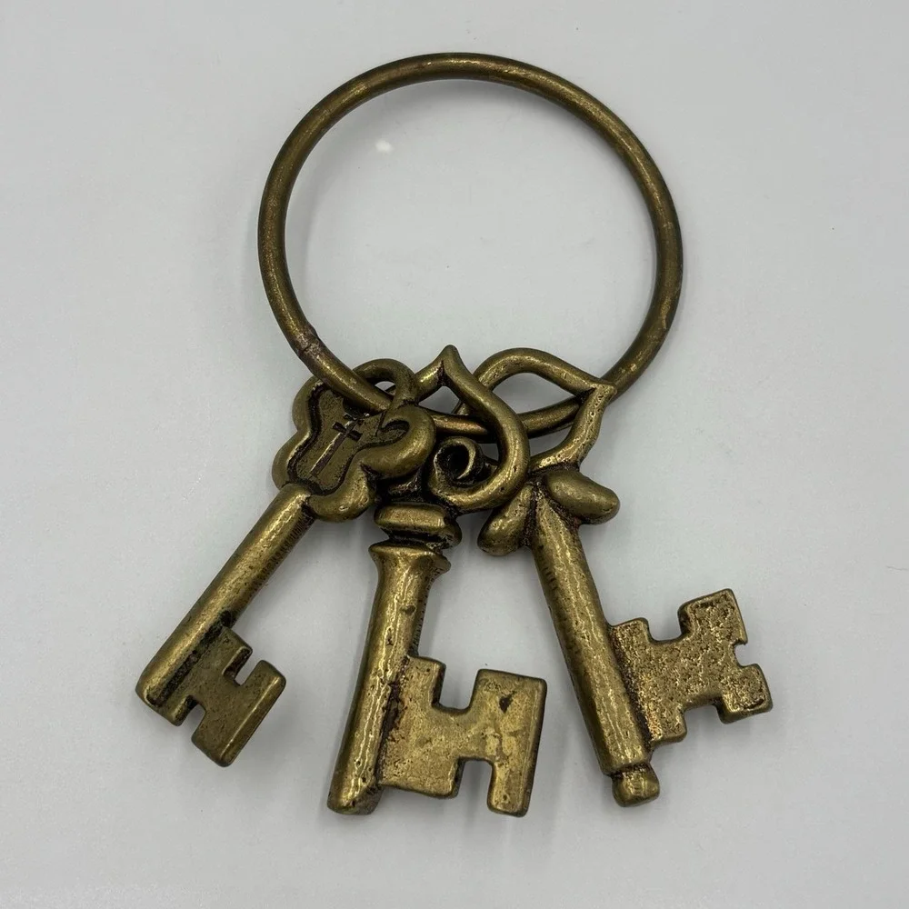 Vintage Brass Skeleton Keys With Ring Large Keys